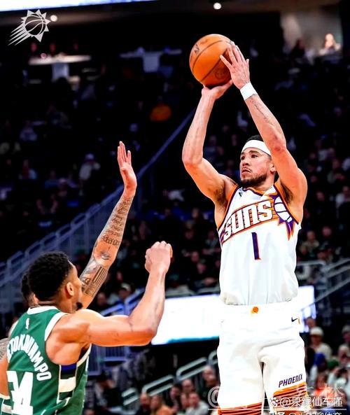 “布克独砍39分无力救主 太阳123-133负雄鹿吞下4连败”